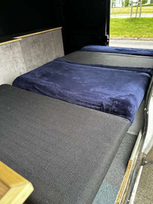 Rock and roll bed