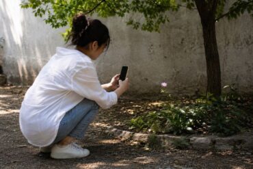 How to Cool Down Naturally in Summer: 10 Science-Backed Tips